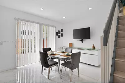 11248 NW 56th St, Doral, FL 33178 - Photo 10