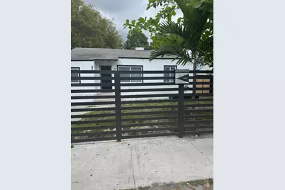 833 NW 75th St, Miami, FL 33150 - Photo 2
