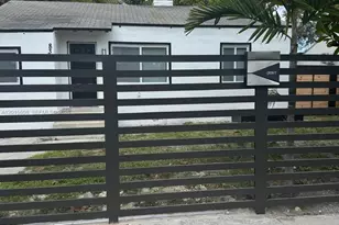 833 NW 75th St, Miami, FL 33150 - Photo 2