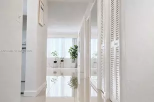 330 SE 2nd St, Hallandale Beach, FL 33009 - Photo 28