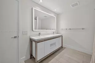 2000 Metropica Wy, Sunrise, FL 33323 - Photo 22