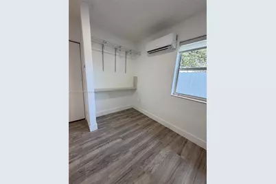 1760 NW 84th St, Miami, FL 33147 - Photo 16