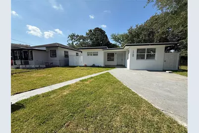 1760 NW 84th St, Miami, FL 33147 - Photo 4