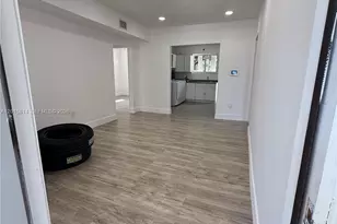 1760 NW 84th St, Miami, FL 33147 - Photo 8