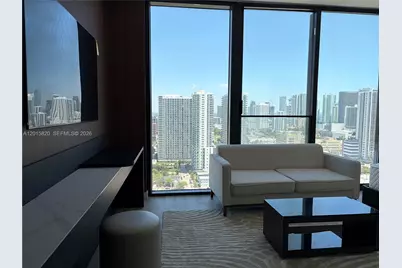 20 NE 11th St #2805, Miami, FL 33132 - Photo 12
