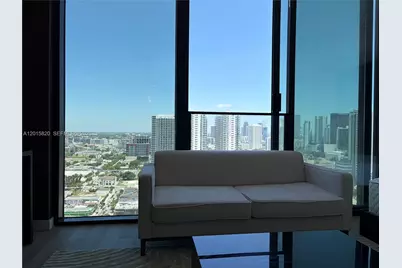 20 NE 11th St #2805, Miami, FL 33132 - Photo 6