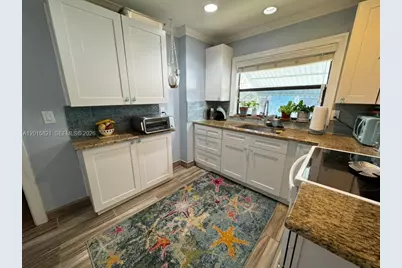 324 SW 3rd Ave, Delray Beach, FL 33444 - Photo 6