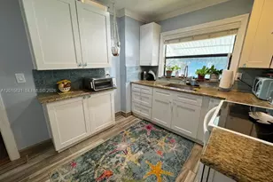 324 SW 3rd Ave, Delray Beach, FL 33444 - Photo 6