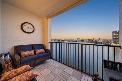17150 N Bay Rd #2905, Sunny Isles Beach, FL 33160 - Photo 1
