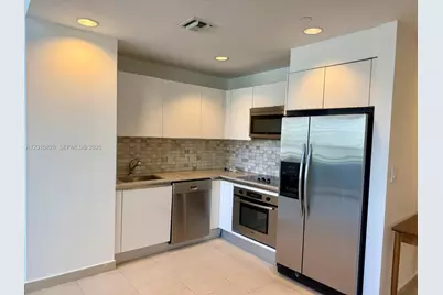 1050 Brickell Ave #412, Miami, FL 33131 - Photo 6