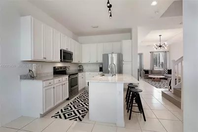 17641 SW 153rd Ct #_, Miami, FL 33187 - Photo 6