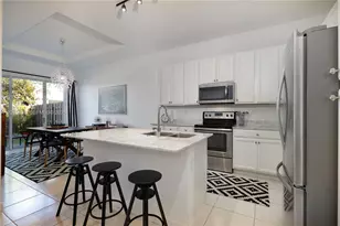 17641 SW 153rd Ct, Miami, FL 33187 - Photo 4