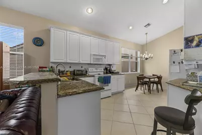 7363 Via Luria, Lake Worth, FL 33467 - Photo 18