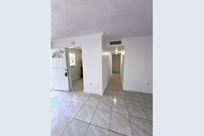 6195 W 18th Ave #G109, Hialeah, FL 33012 - Photo 10
