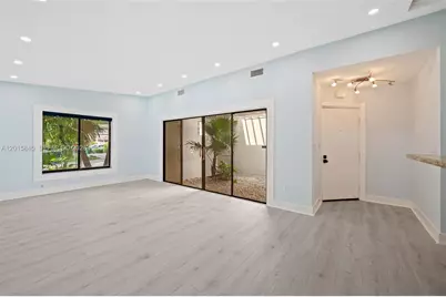 7366 SW 105th Pl, Miami, FL 33173 - Photo 2