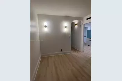 20300 W Country Club Dr #106-3, Aventura, FL 33180 - Photo 6