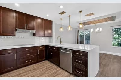 1603 W Harmony Lake Cir #., Davie, FL 33324 - Photo 22