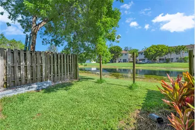 1660 SE 30th St, Homestead, FL 33035 - Photo 34