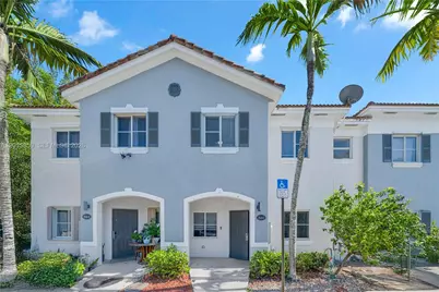 1660 SE 30th St, Homestead, FL 33035 - Photo 2