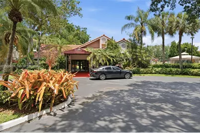 10131 W Sunrise Blvd #204, Plantation, FL 33322 - Photo 30