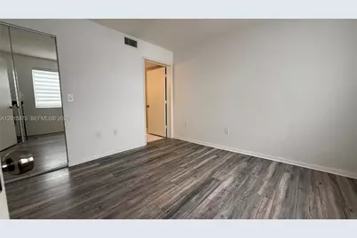 2236 N Cypress Bend Dr #207, Pompano Beach, FL 33069 - Photo 36