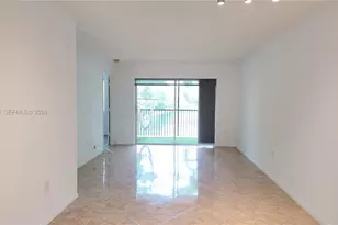 2236 N Cypress Bend Dr, Pompano Beach, FL 33069 - Photo 4
