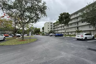 2236 N Cypress Bend Dr, Pompano Beach, FL 33069 - Photo 52