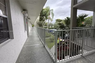 2236 N Cypress Bend Dr, Pompano Beach, FL 33069 - Photo 42