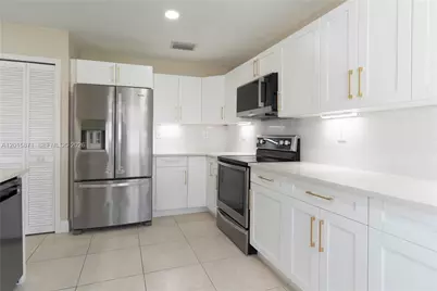 [Address not provided], Pembroke Pines, FL 33029 - Photo 16