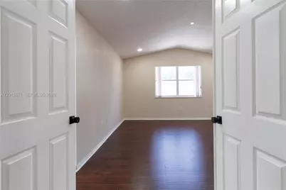 [Address not provided], Pembroke Pines, FL 33029 - Photo 28