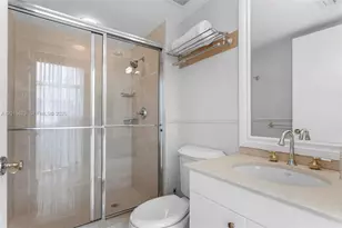 19111 Collins Ave, Sunny Isles Beach, FL 33160 - Photo 28