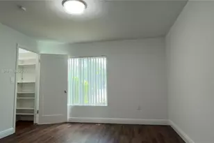 2445 NW 33rd St, Oakland Park, FL 33309 - Photo 16