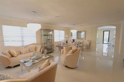 8925 NW 99th Ave, Doral, FL 33178 - Photo 30