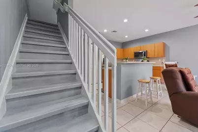 934 NE 42nd Ter, Homestead, FL 33033 - Photo 6