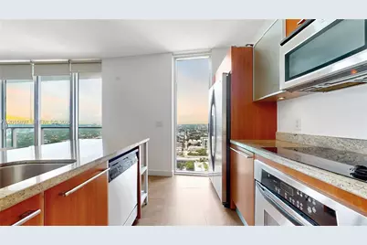 185 SW 7th St #2900, Miami, FL 33130 - Photo 8