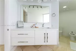 19111 Collins Ave, Sunny Isles Beach, FL 33160 - Photo 12