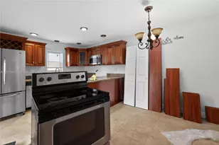 7913 Tam Oshanter Blvd, North Lauderdale, FL 33068 - Photo 12