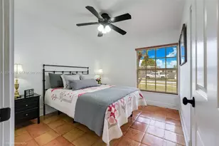 10460 SW 123rd Ct, Miami, FL 33186 - Photo 32