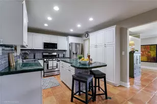 10460 SW 123rd Ct, Miami, FL 33186 - Photo 6