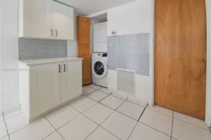 1341 SW 124th Ct, Miami, FL 33184 - Photo 10