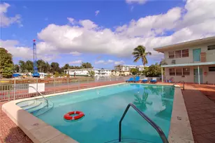 1239 Marseille Dr, Miami Beach, FL 33141 - Photo 12