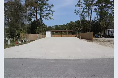 609 SE 2nd Ave, Chiefland, FL 32359 - Photo 2