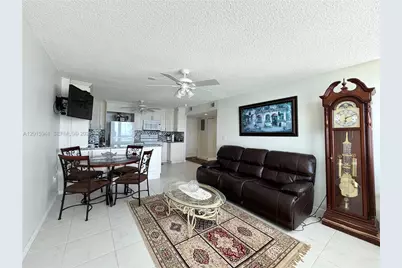 7135 Collins Ave #1214, Miami Beach, FL 33141 - Photo 14