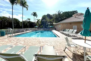 2450 S Coral Trace Cir, Delray Beach, FL 33445 - Photo 10