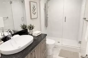 19380 Collins Ave, Sunny Isles Beach, FL 33160 - Photo 12