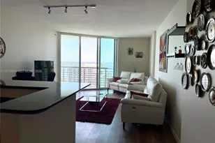 335 S Biscayne Blvd, Miami, FL 33131 - Photo 14