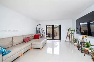 8010 SW 152nd Ave, Miami, FL 33193 - Photo 14
