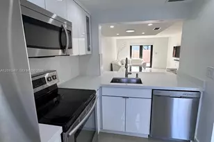 8010 SW 152nd Ave, Miami, FL 33193 - Photo 14