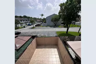 8010 SW 152nd Ave #211, Miami, FL 33193 - Photo 4