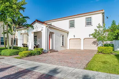 17046 SW 94th Ln, Miami, FL 33196 - Photo 2